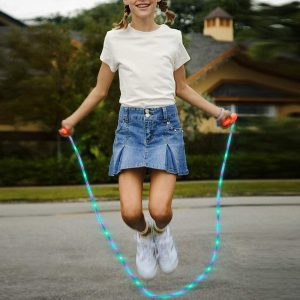 حبل النط المضئ بشكل لطيف من سوق مكة