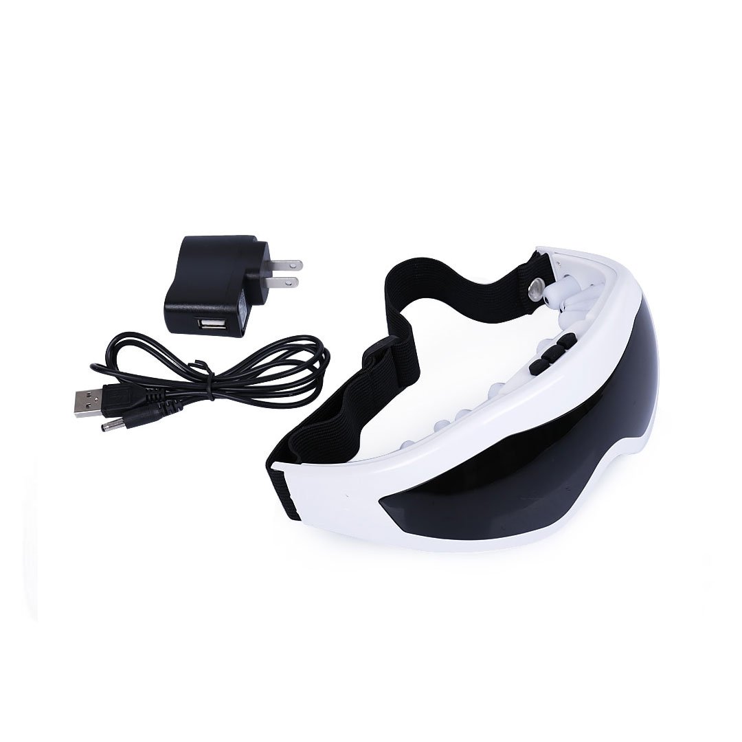 صورة نظارة مساج للعين التي تستخدم تقنية الإبر الصينية مع قطع مغناطيسية لتحفيز الدورة الدموية.