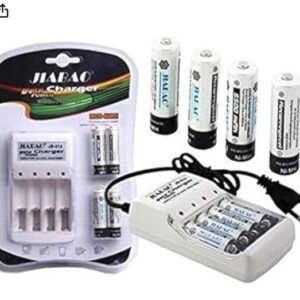 شاحن بطاريات عملي مع مجموعة بطاريات لإعادة الاستخدام