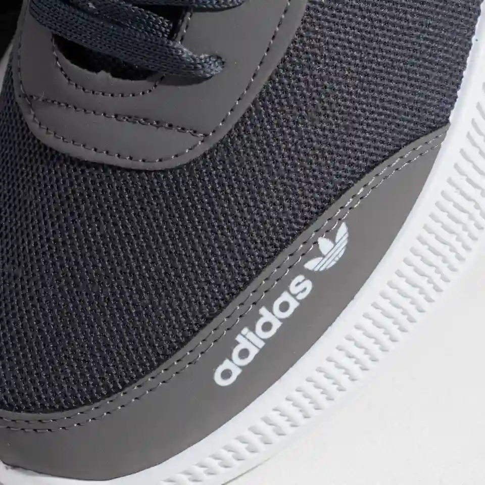 نعل-pvc-متين نعل قوي يمتص الصدمات