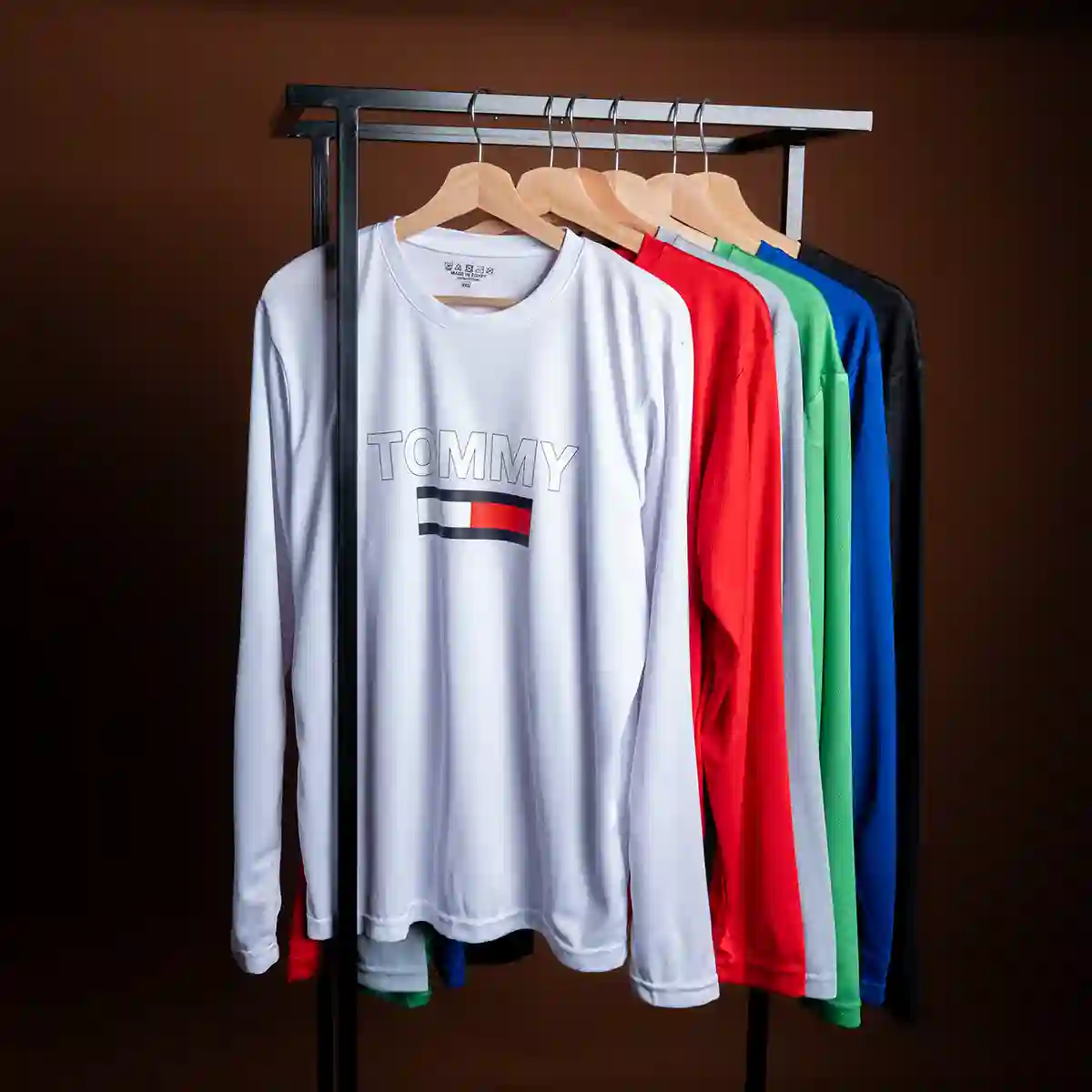 تيشيرت-تومي-ألوان-متعددة تشكيلة ألوان تيشيرت Tommy كم طويل