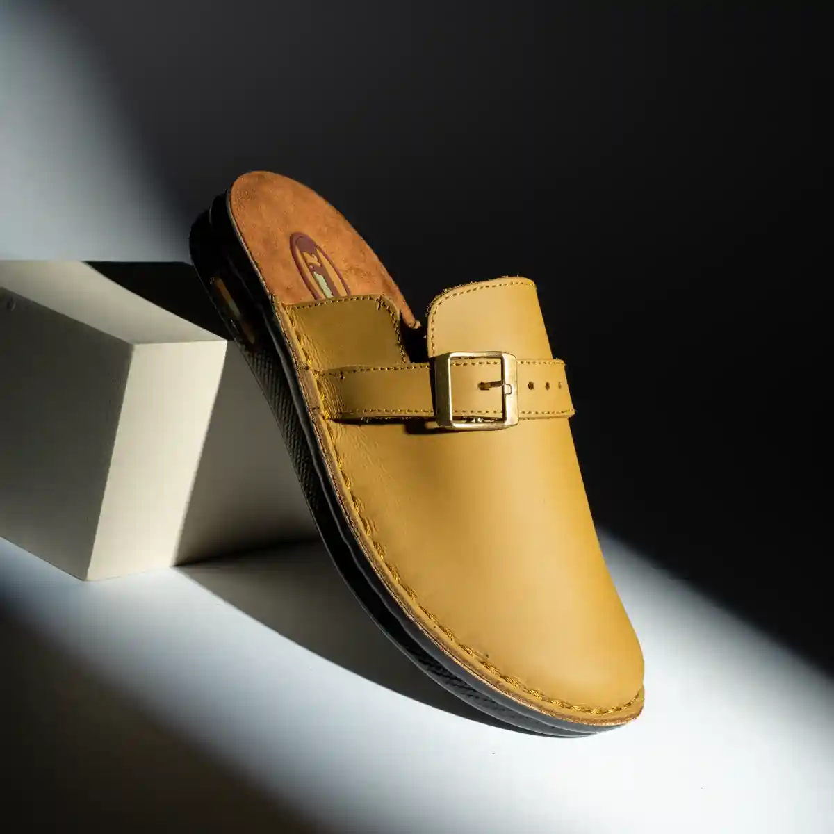 صابوه شامواه بلون صحراوي مميز