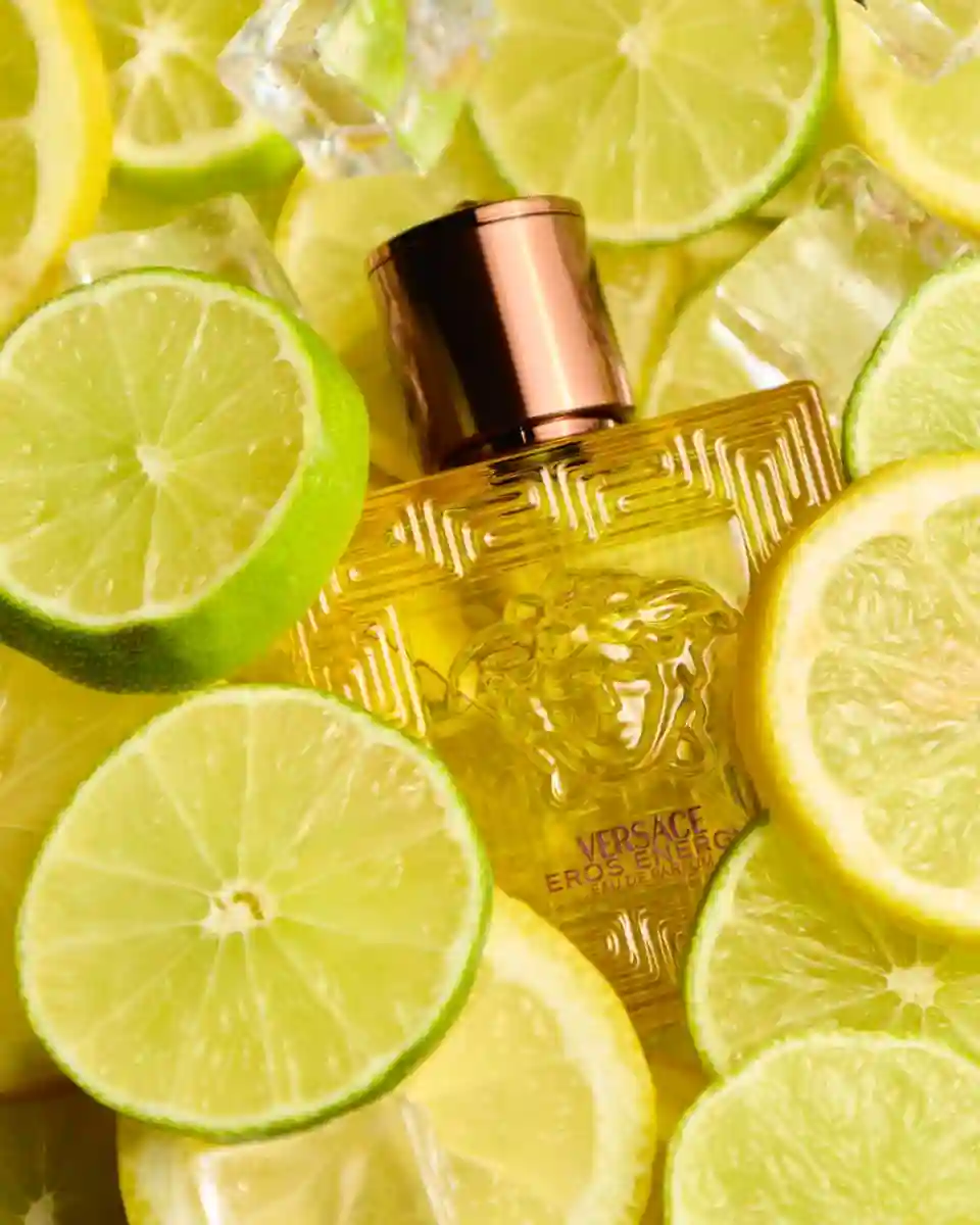 مكونات عطر فرزاتشي ايروس انيرجي من الحمضيات المنعشة