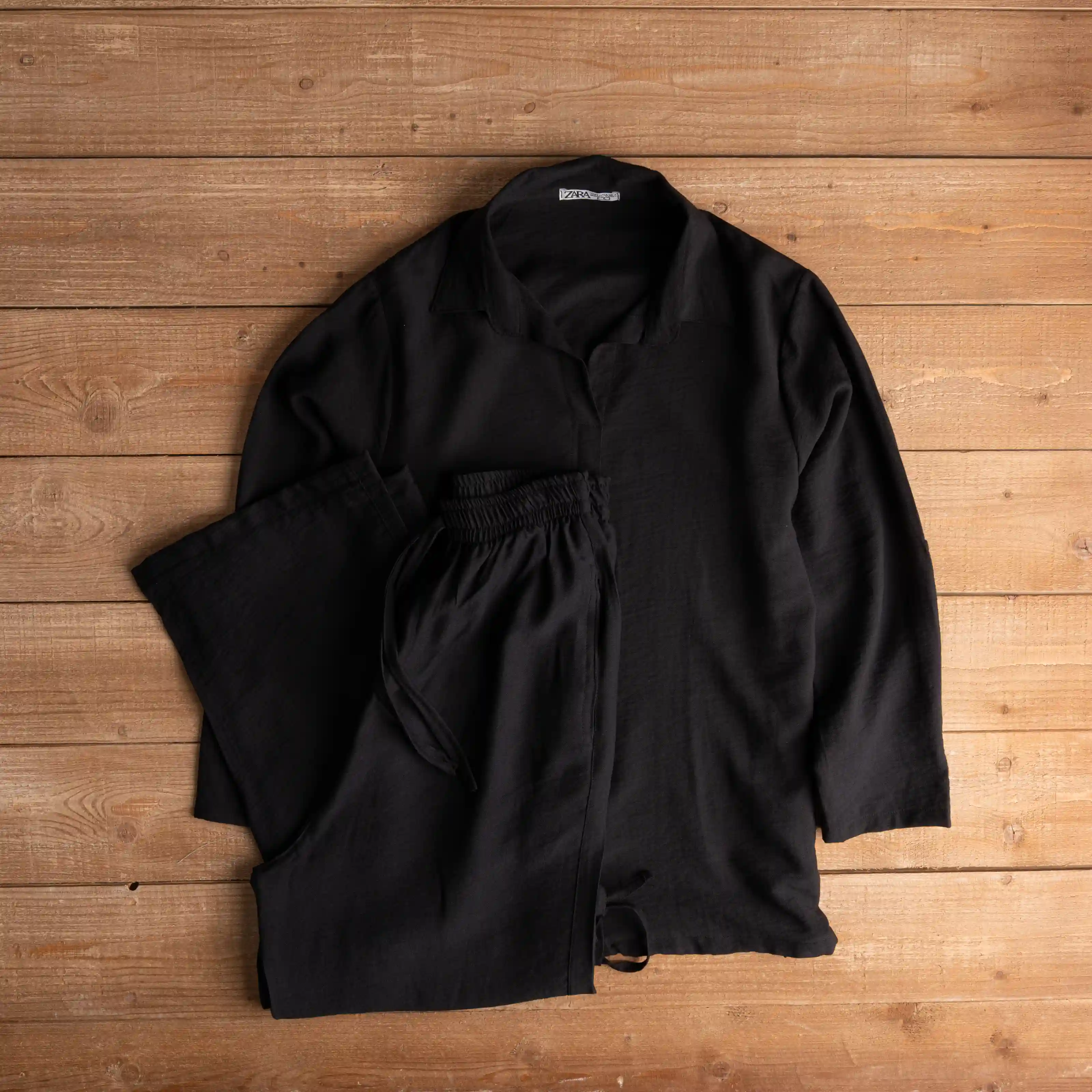 طقم رجالي خفيف للصيف