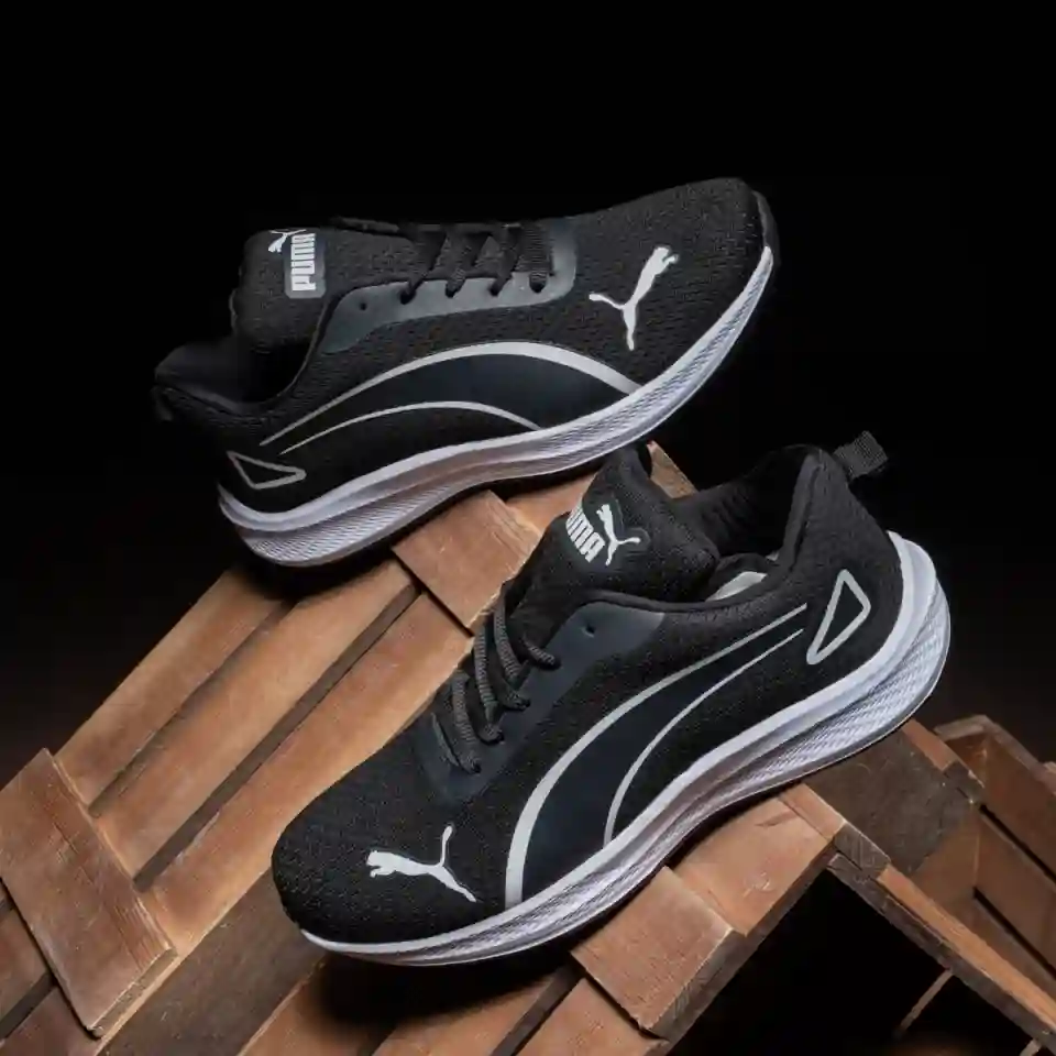 حذاء كاجوال رياضي أسود فخم