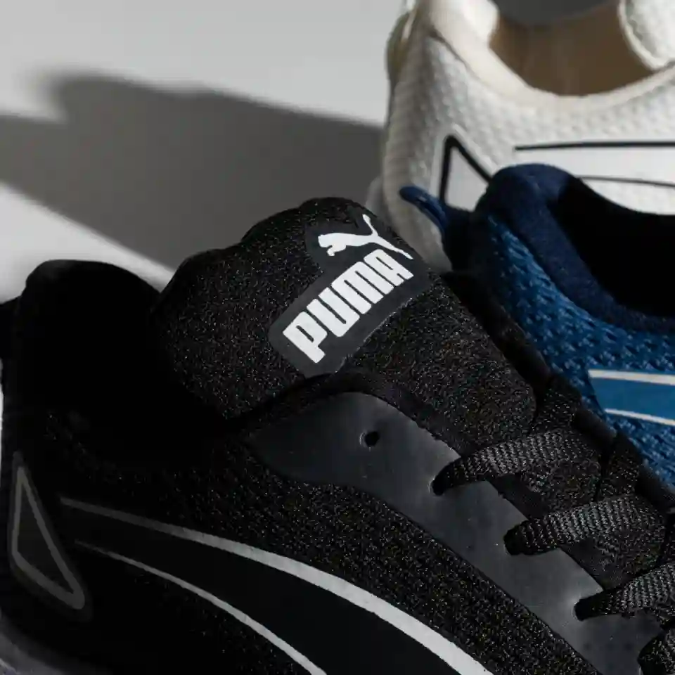 تصميم حذاء مريح بفتحات تهوية