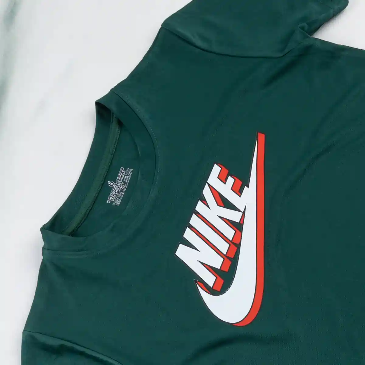 kids nike rosetta tshirt green closeup