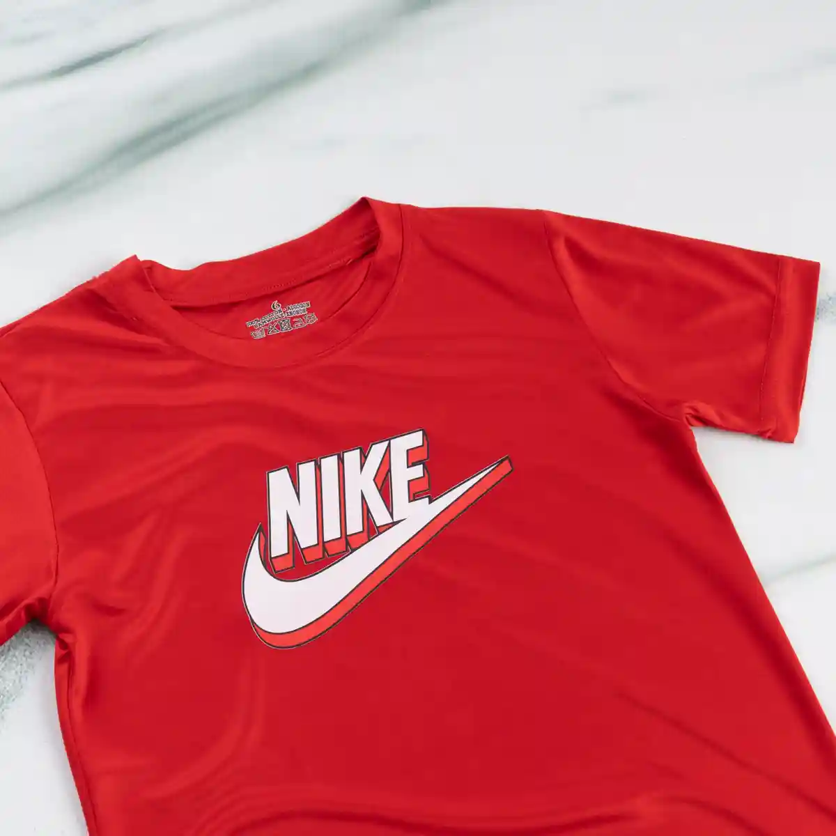 kids nike rosetta tshirt red closeup